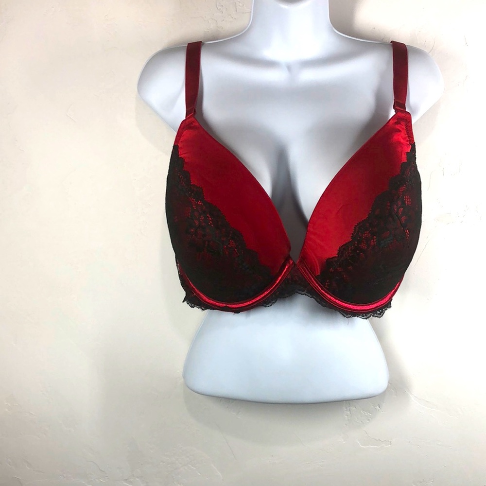 Cacique red and black lace bra size 40F